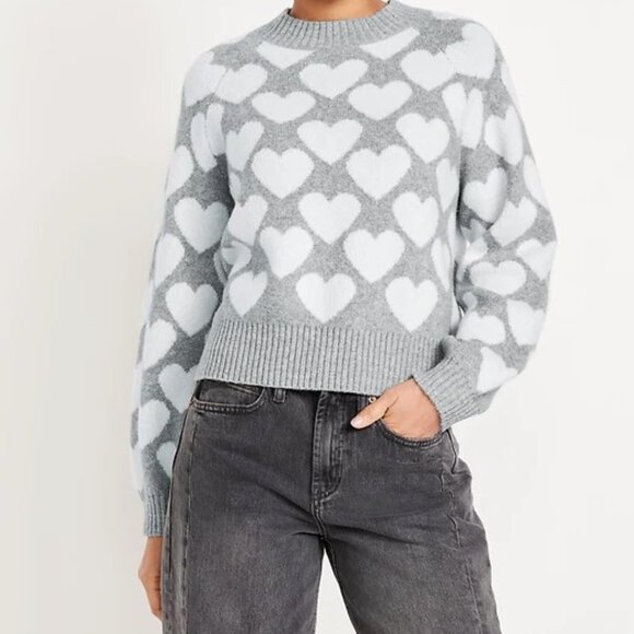Old Navy Hearts Sweater - Picture 9 of 9